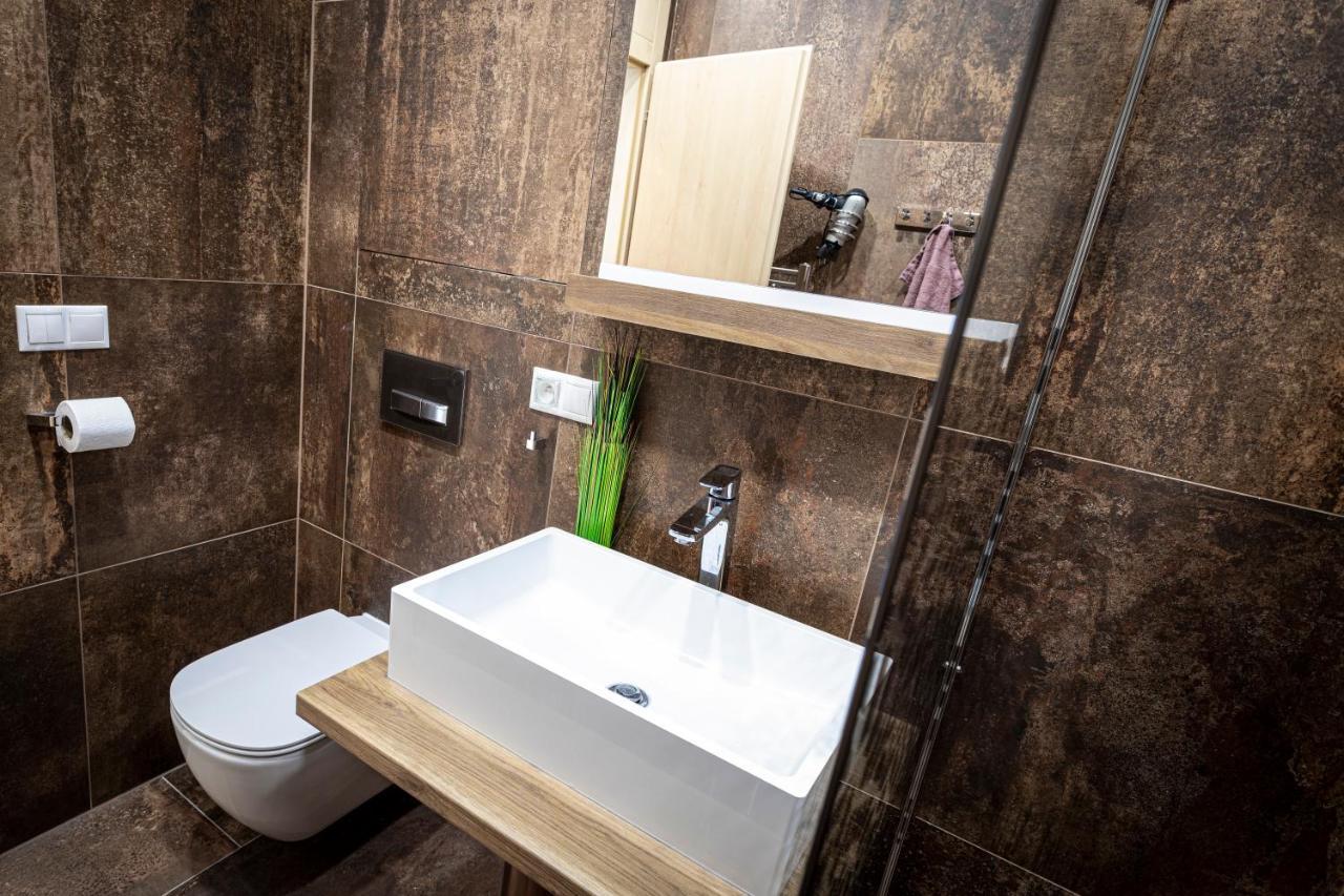 Moderny Apartman Swen S 2 Terasami Tatranská Lomnica Eksteriør billede